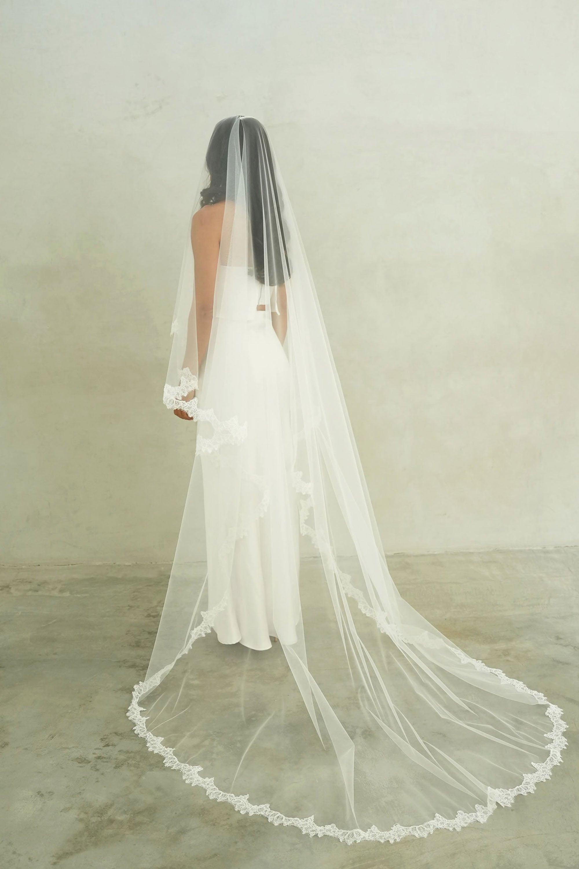 CLAUDIA II  Drop Veil with Lace Trim