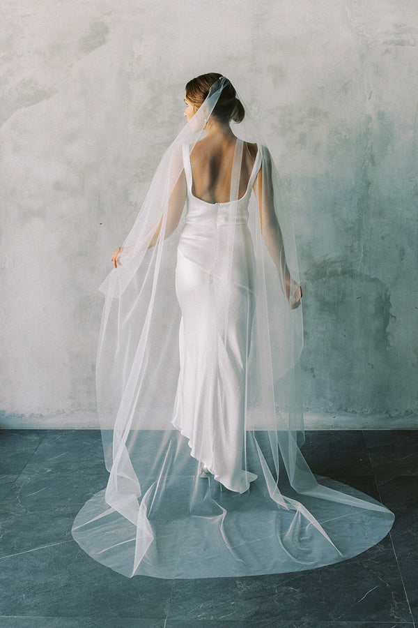 Ivory Wedding Veil | One Tier Plain White Bridal Veil | Ella